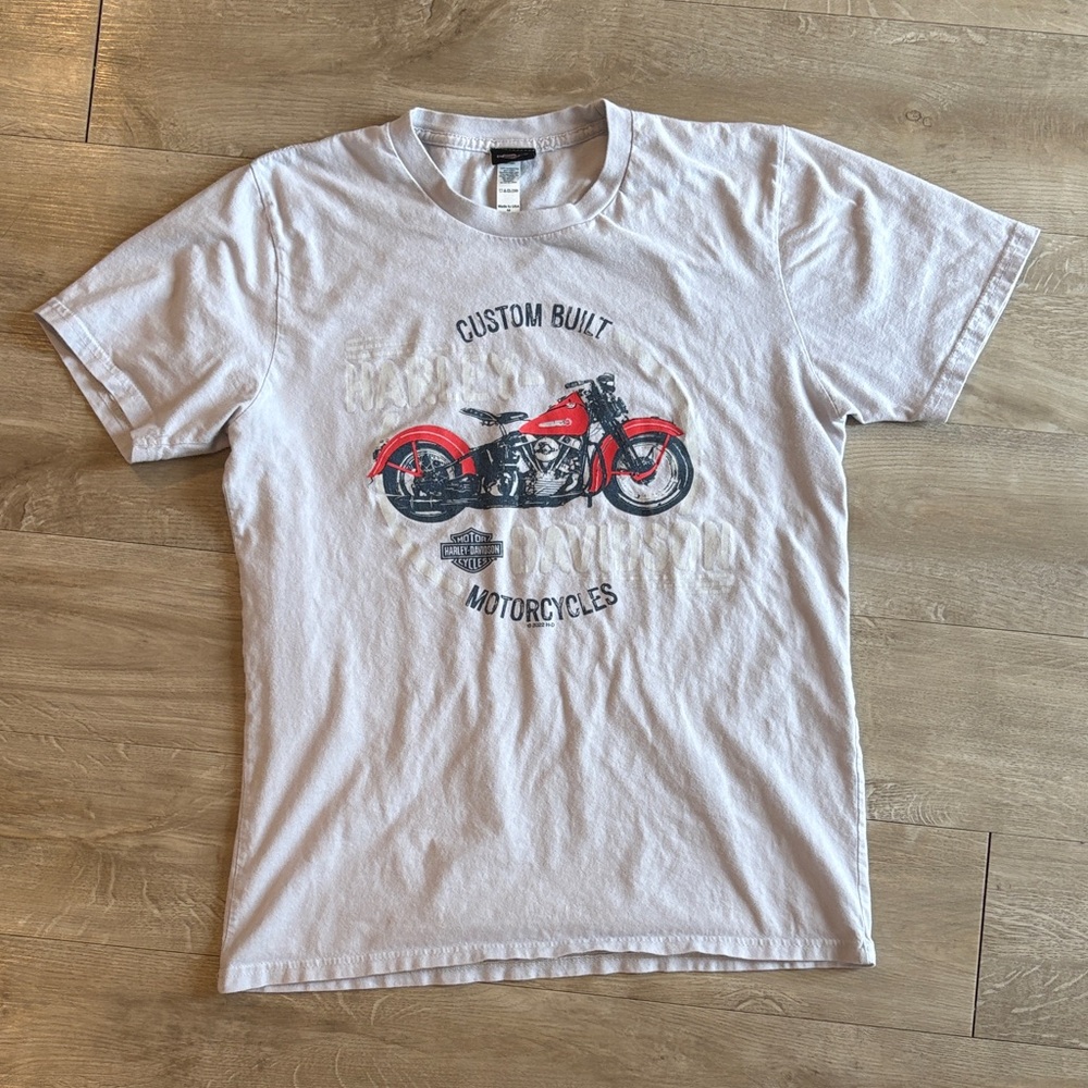Harley Davidson Men’s Short Sleeve T Shirt Size Medium PTP 20”